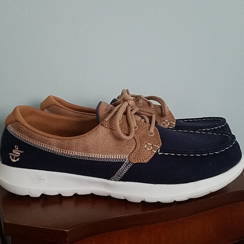 Skechers GOGA MAX Boat Shoe